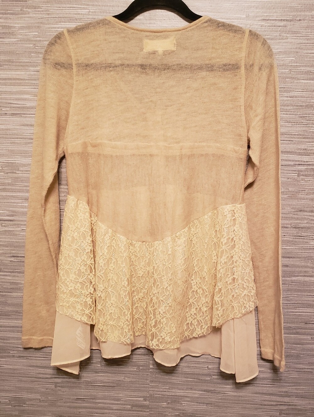 A'reve Lace Ruffle Top - Picture 4 of 4